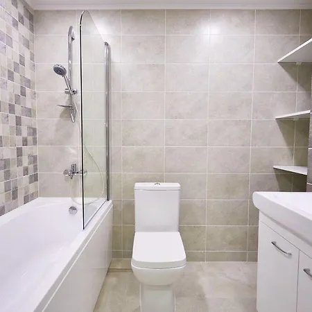 1br Ultracentral *